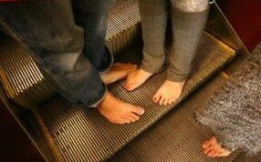 Walking of barefoot