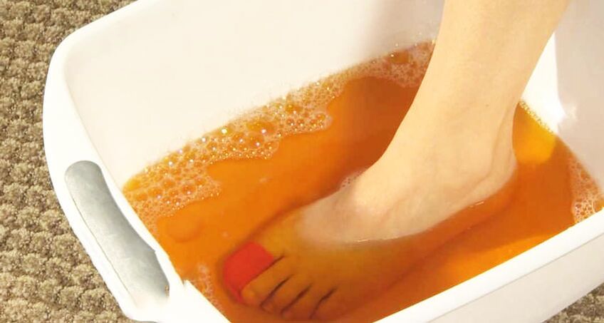 The foot bath