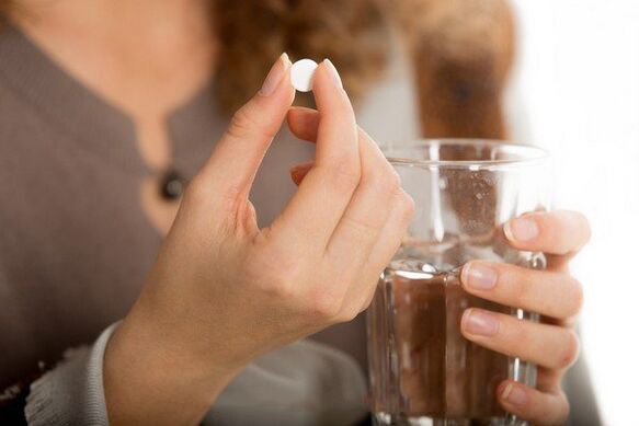 Healing nail fungus